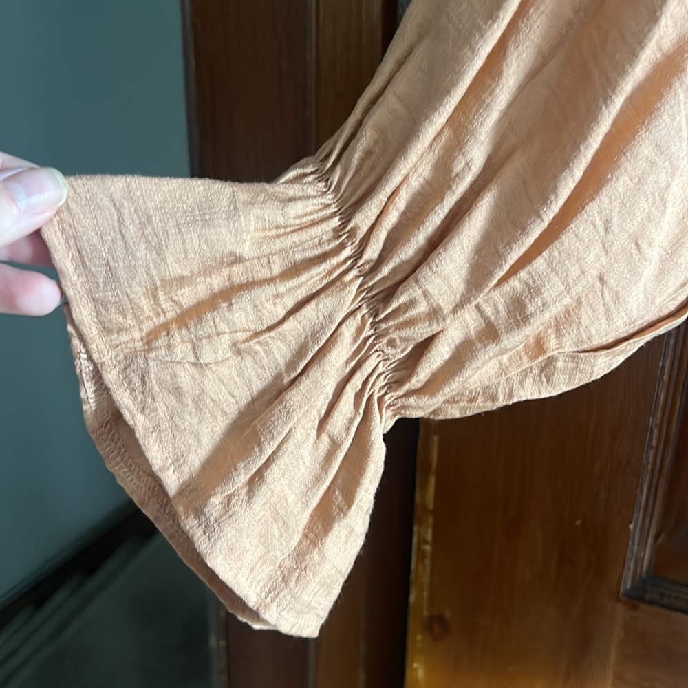 Blouse - Picture 2 of 3